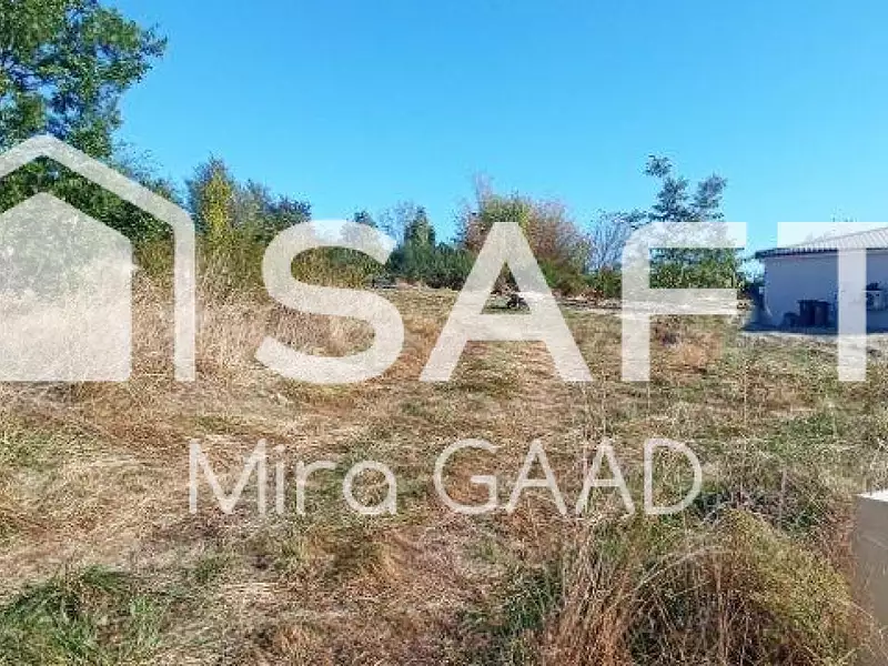 Terrain, 1 026 m²