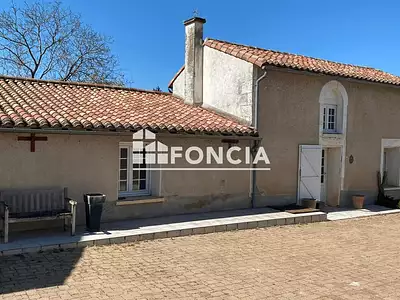 Maison, 235 m²