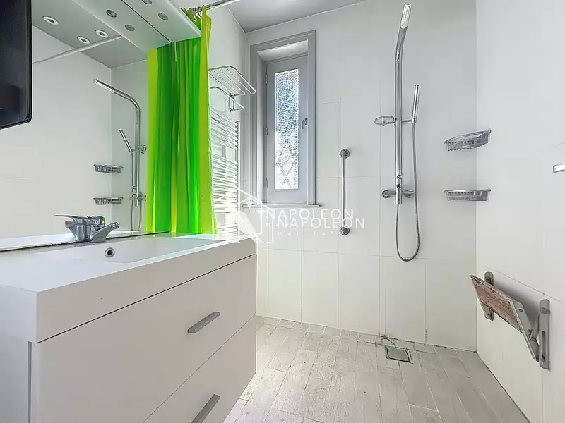 Maison, 218,06 m²