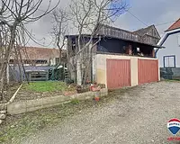 Maison, 240 m²