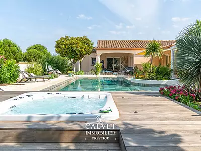 Maison, 220 m²