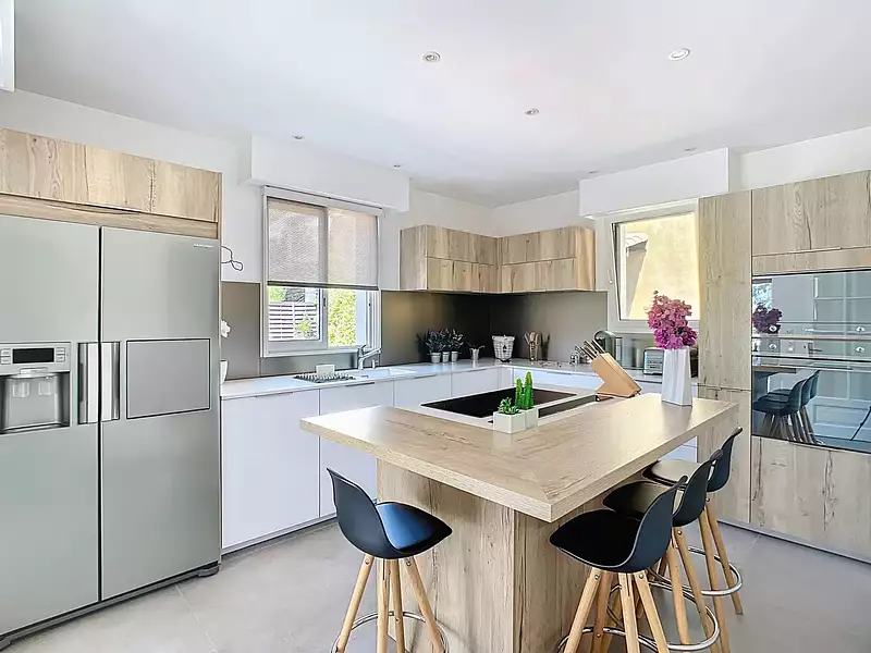 Maison, 286 m²
