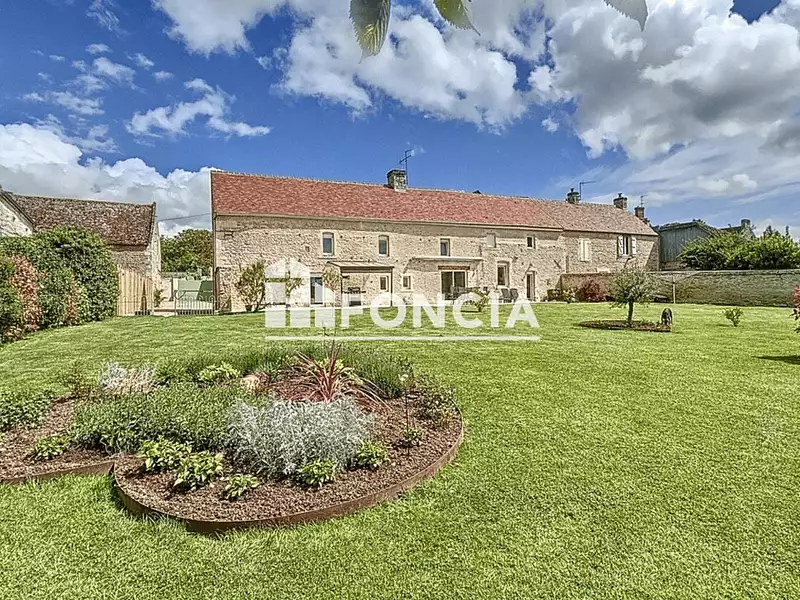 Maison, 236 m²
