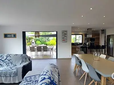 Maison, 180 m²