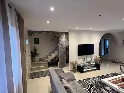 Maison, 140 m²