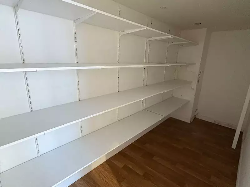 Divers, 80 m²