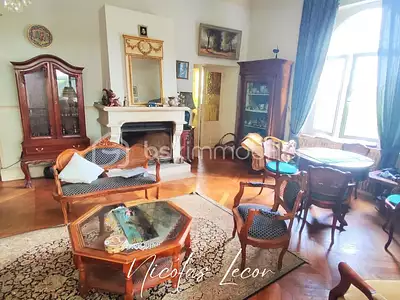 Maison, 325 m²