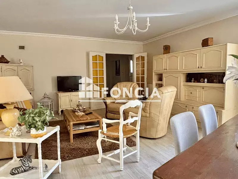 Maison, 326 m²