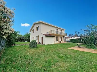 Maison, 181 m²