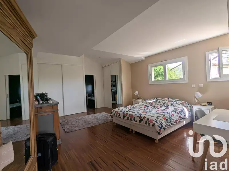 Maison, 180 m²