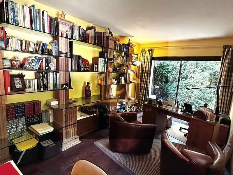 Maison, 227 m²