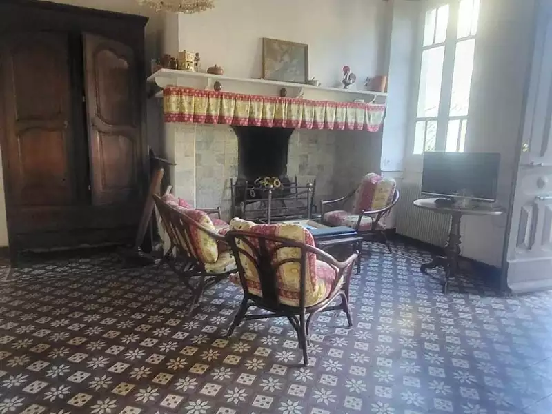 Maison, 220 m²