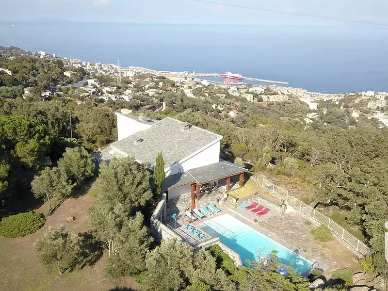 Maison, 282 m²