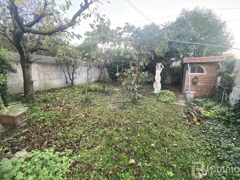 Maison, 230 m²