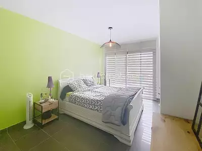 Maison, 163 m²