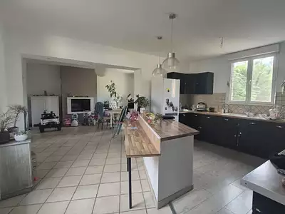 Maison, 121,68 m²