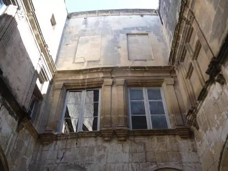 Maison, 1 250 m²