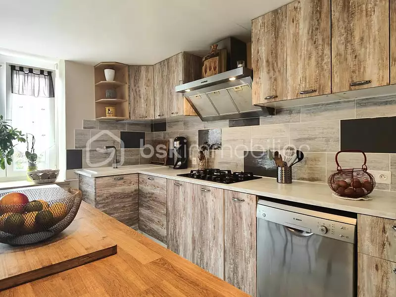 Maison, 179 m²