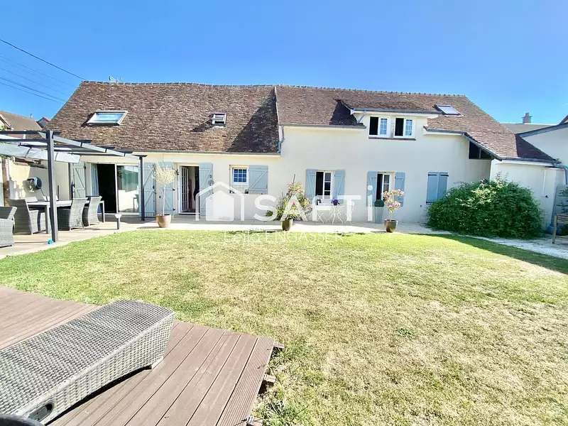 Maison, 260 m²