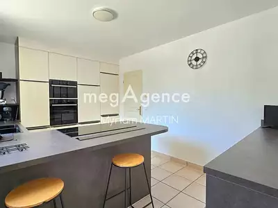 Maison, 157 m²