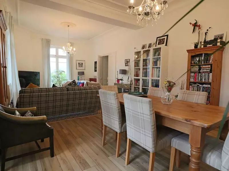 Maison, 206 m²