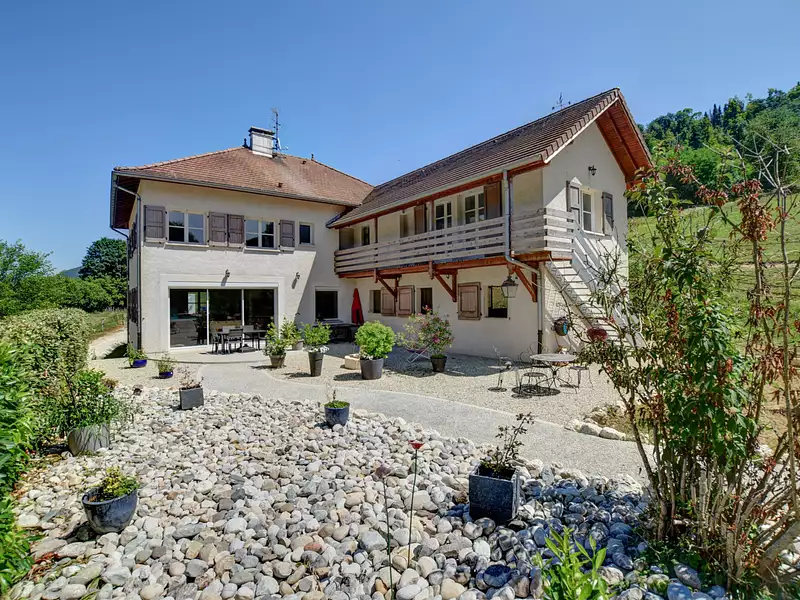Divers, 338 m²