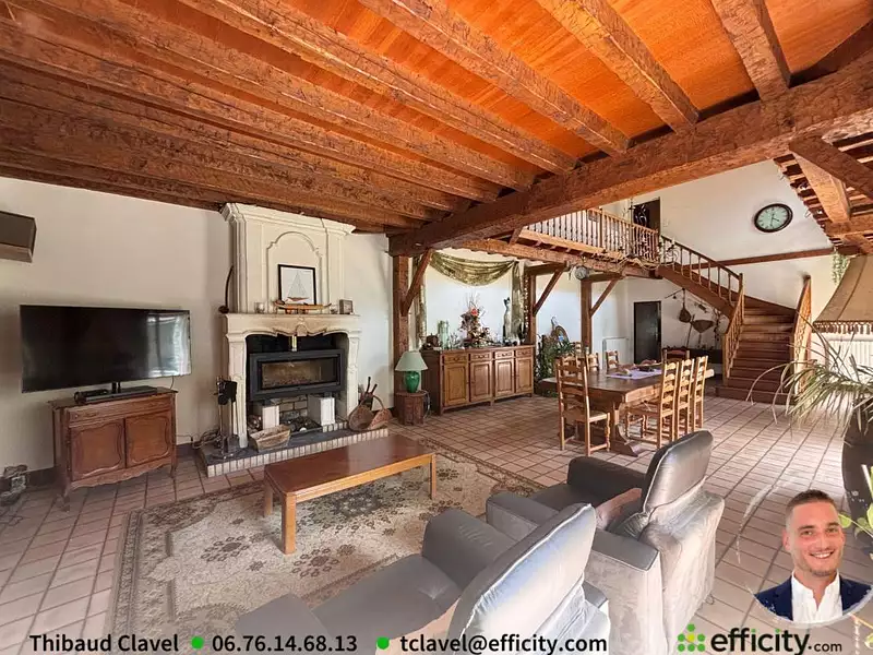 Maison, 341 m²