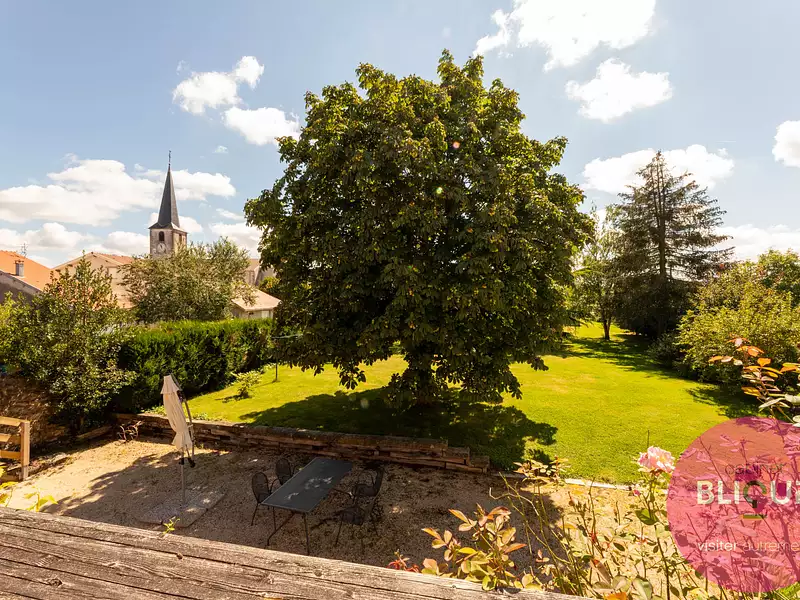 Maison, 375 m²