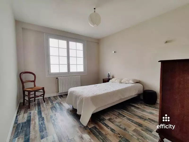 Maison, 235 m²
