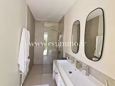 Maison, 179 m²