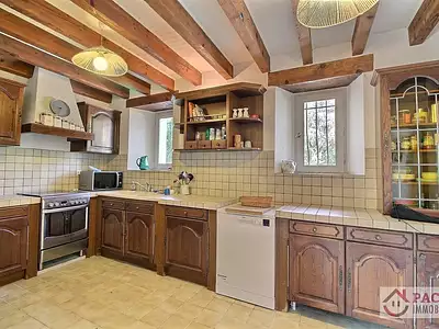 Maison, 165,7 m²