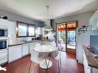 Maison, 290 m²