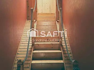 Maison, 215 m²