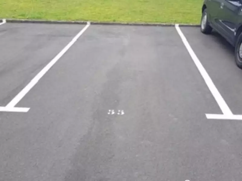 Parking, 13 m²