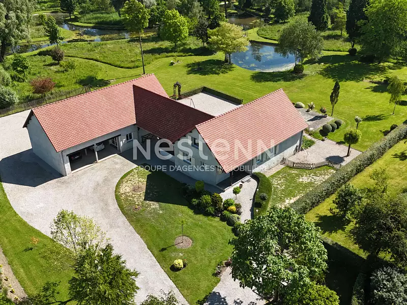 Maison, 165 m²