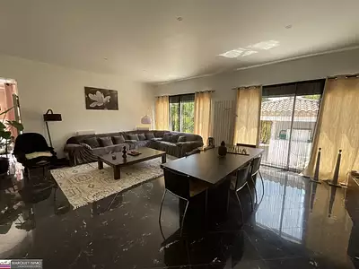 Maison, 214 m²