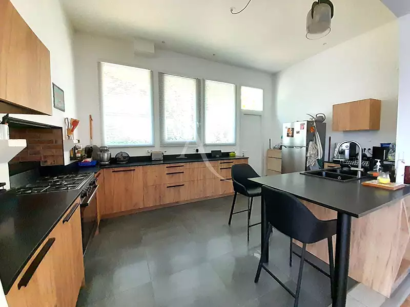 Maison, 256,1 m²