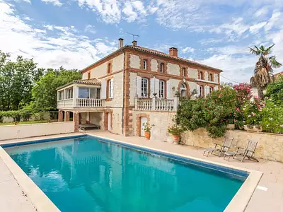 Maison, 330 m²