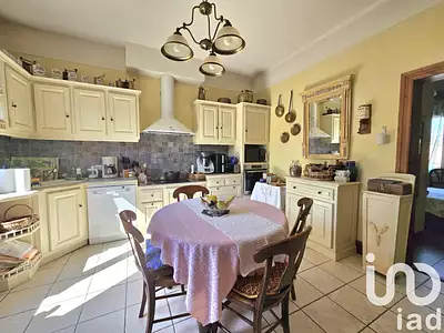 Maison, 220 m²