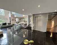 Maison, 297 m²