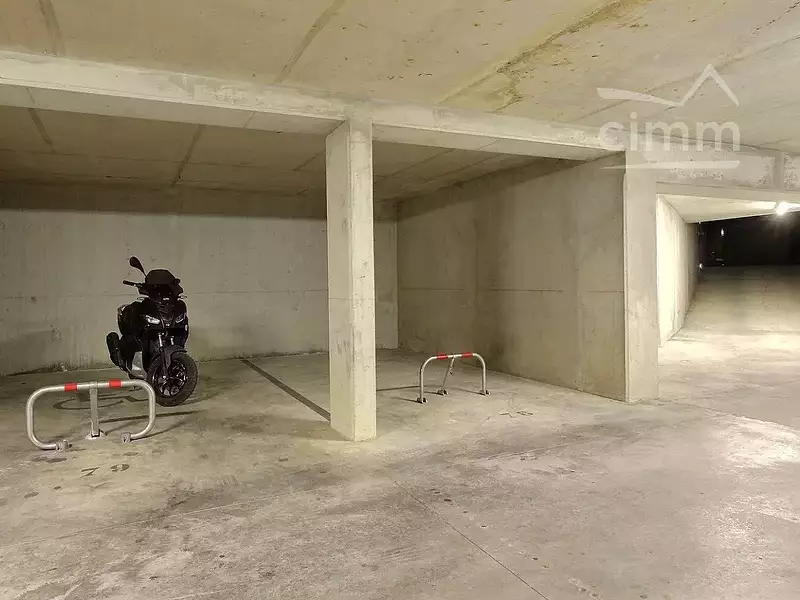 Parking, 13 m²