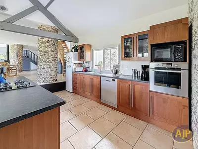 Maison, 320 m²