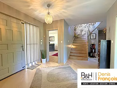 Maison, 266 m²