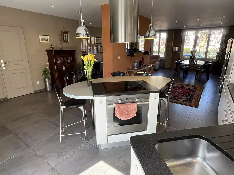 Maison, 170 m²