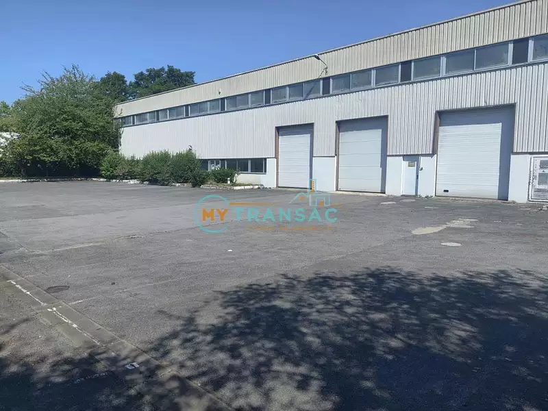 Divers, 3 699 m²