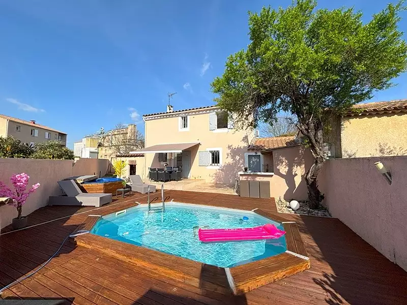Maison, 114 m²