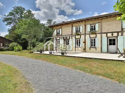 Maison, 227 m²