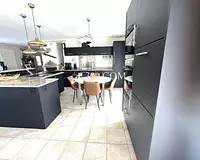 Maison, 292 m²