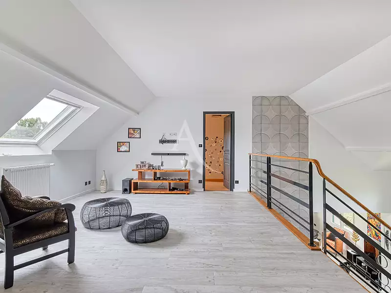 Maison, 205 m²
