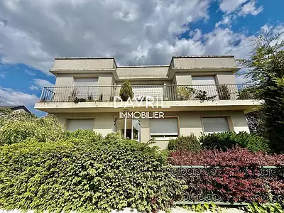 Immeuble, 315 m²